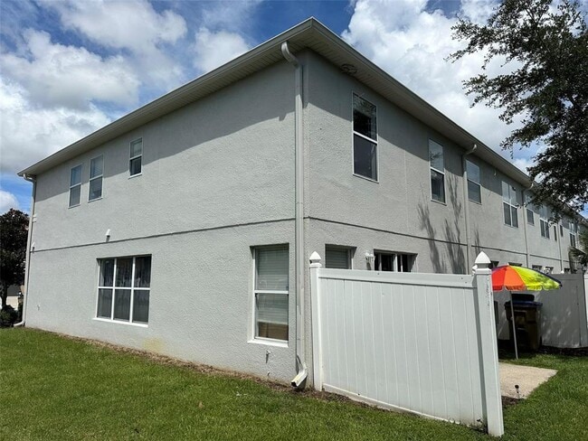 Building Photo - 2510 Hassonite St