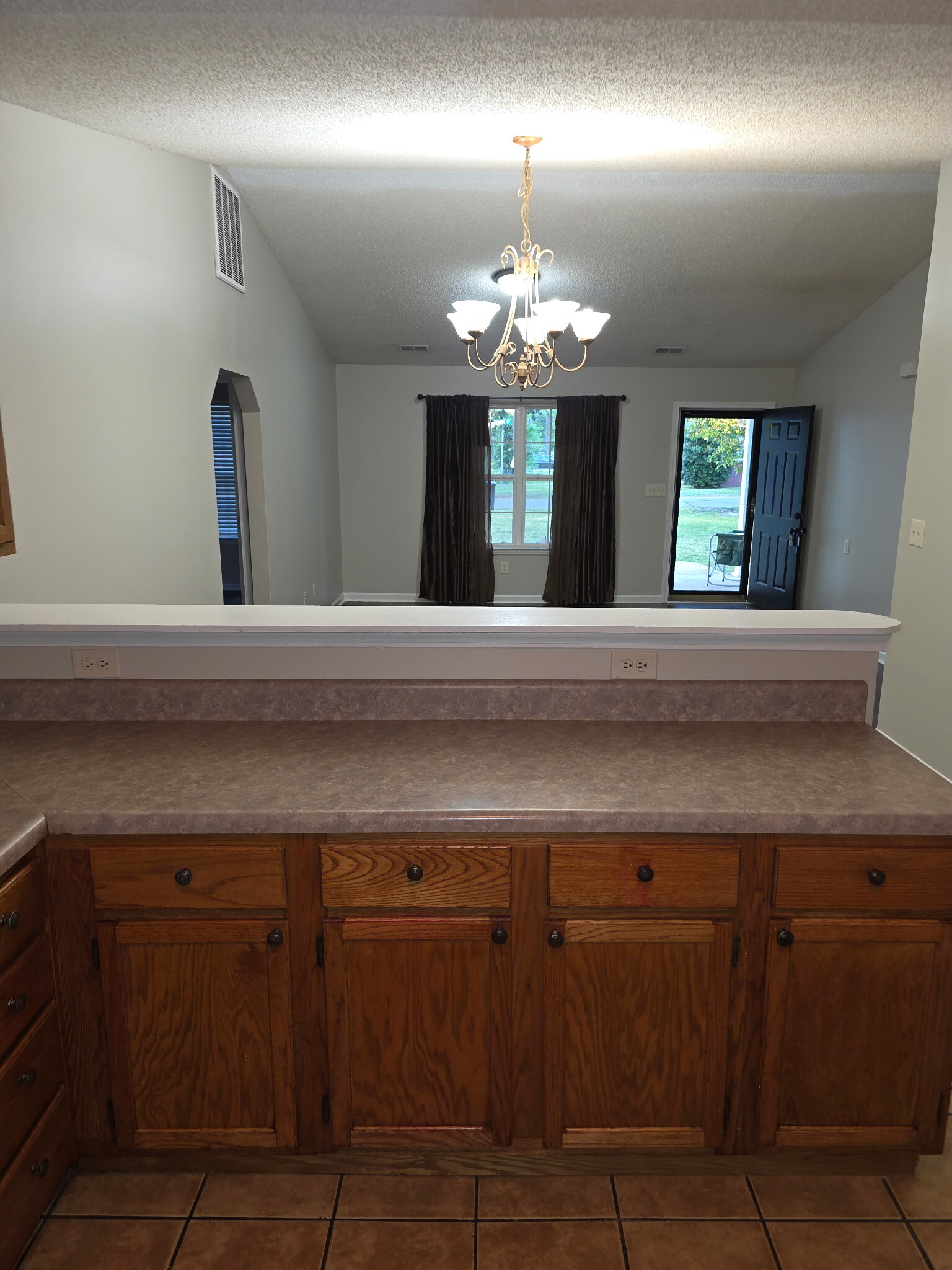 Kitchen - 234 Clifton St