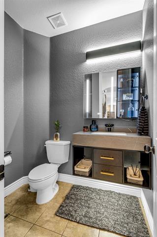 Building Photo - 13389 Spirit Falls Dr