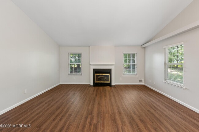 Building Photo - 36 Steeplechase Ct