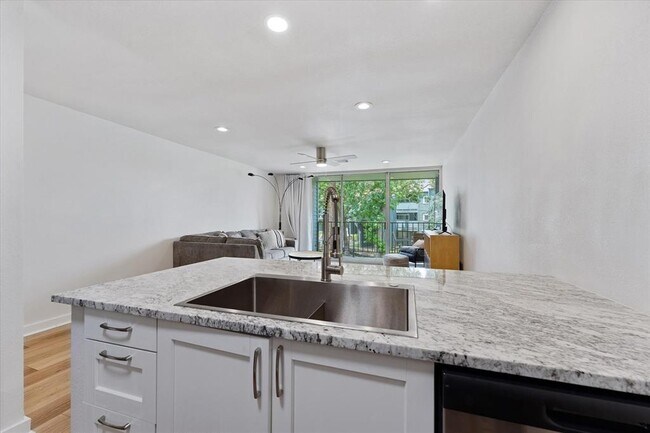 Building Photo - 12500 Melville Dr