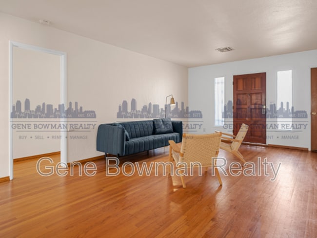 Building Photo - 6129 Pembroke Dr