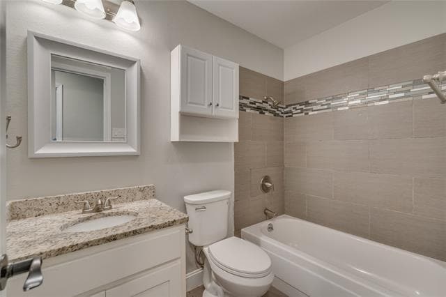 Building Photo - 2909 White Oak Ln