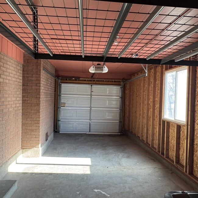 Building Photo - 4156 Charles Dr