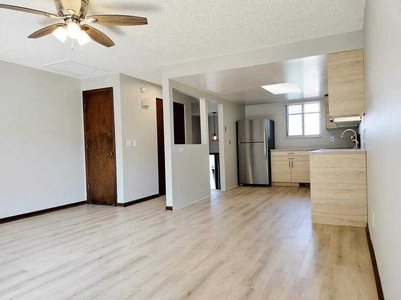 Building Photo - 309 Zeta St