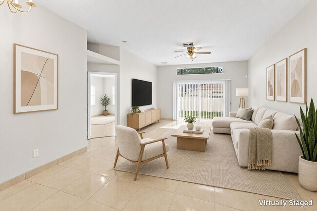 Building Photo - 10250 Hunters Haven Blvd