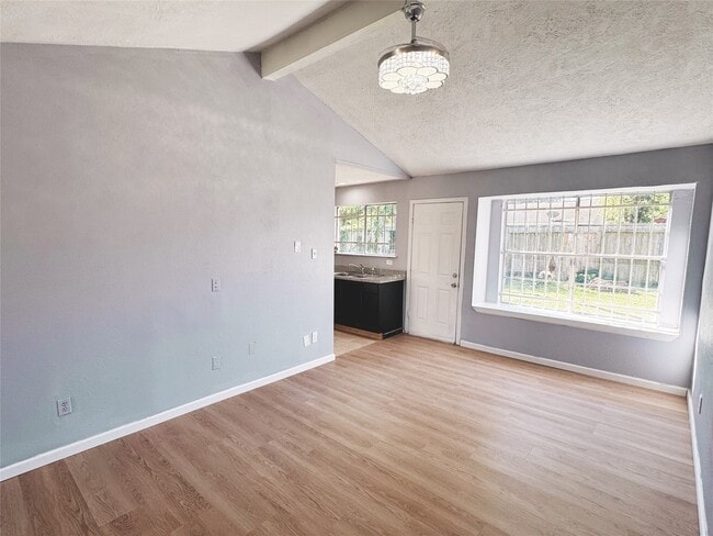 Building Photo - 5119 Prairie Ridge Rd