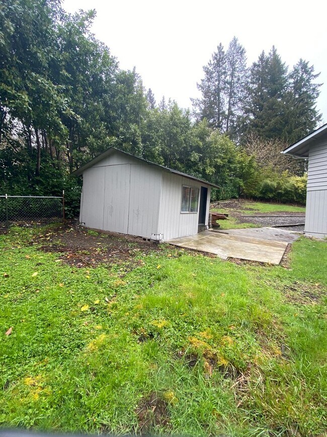 Building Photo - 4 Bedroom, 2.5 Bath 2 Car Garage, Brand Ne...