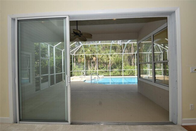 Building Photo - 1216 Hampstead Ln