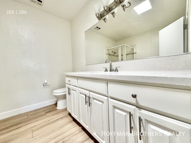 Building Photo - 1000 N Doheny Dr West Hollywood, CA 90069
