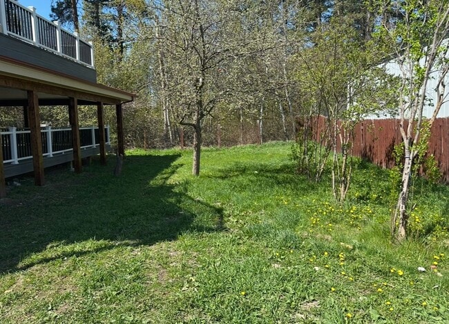 Building Photo - Custom Kalispell Home with Spectacular Views