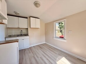 Building Photo - 243-245 South