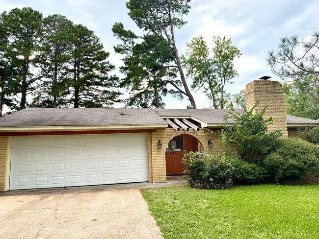 Primary Photo - 3/2 Available for Rent in Madison!