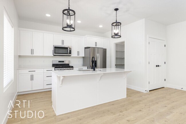 Building Photo - Brand New 3 Bed, 2.5 Bath, 2-Car Garage in...