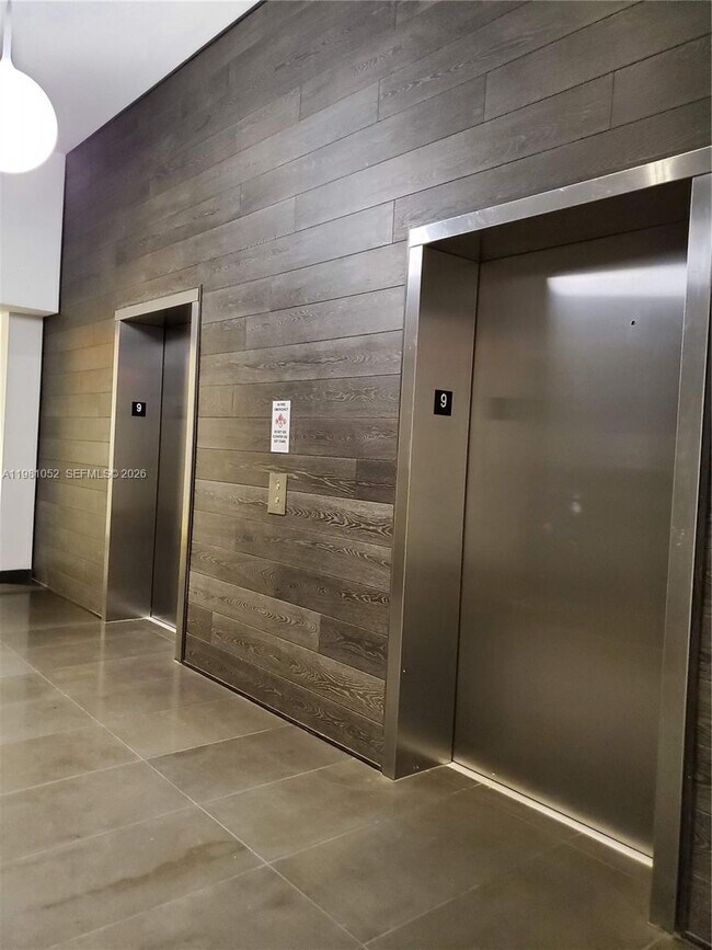 Building Photo - 1600 NE 1st Ave