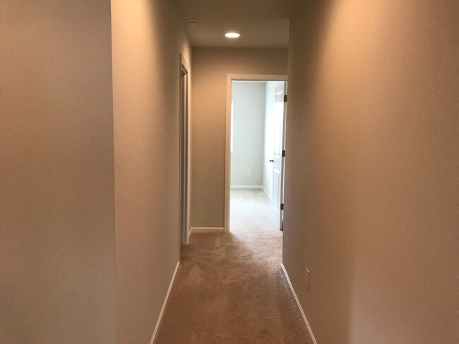 Building Photo - BRAND NEW HOME! Within 5 Minutes of Three ...