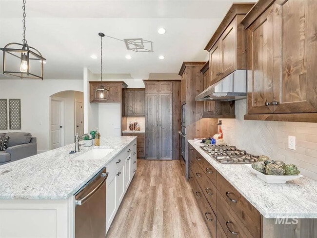 Building Photo - 6631 S Kirra Way