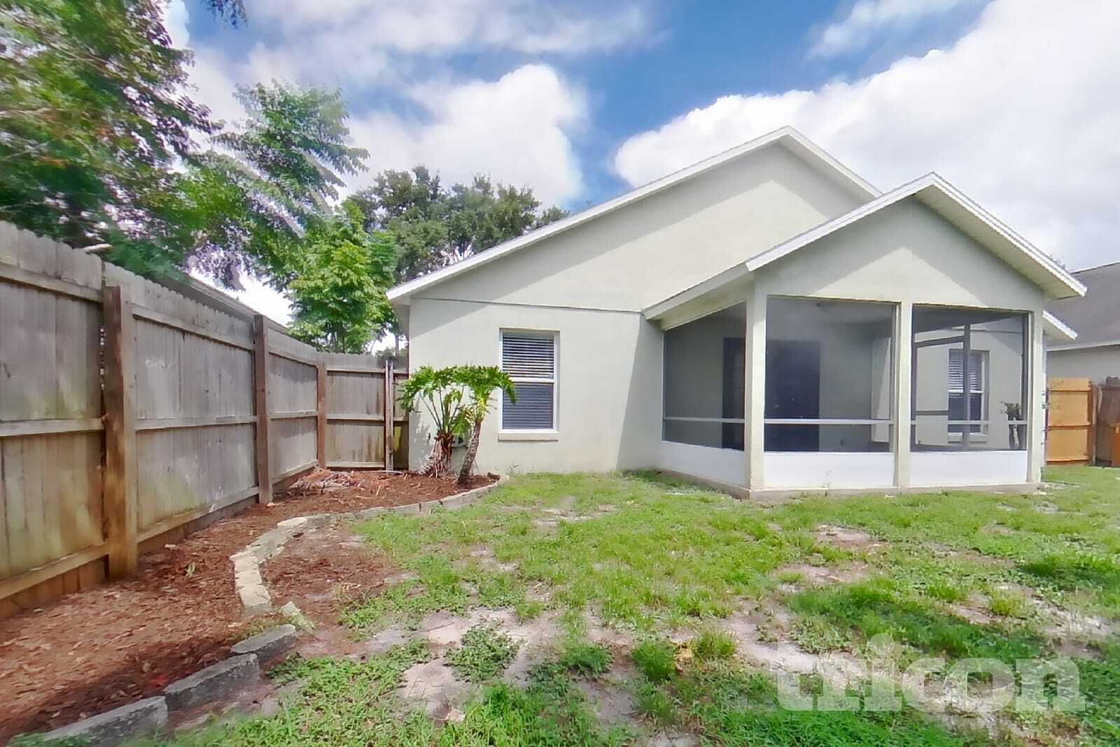 Building Photo - 143 Wornall Dr