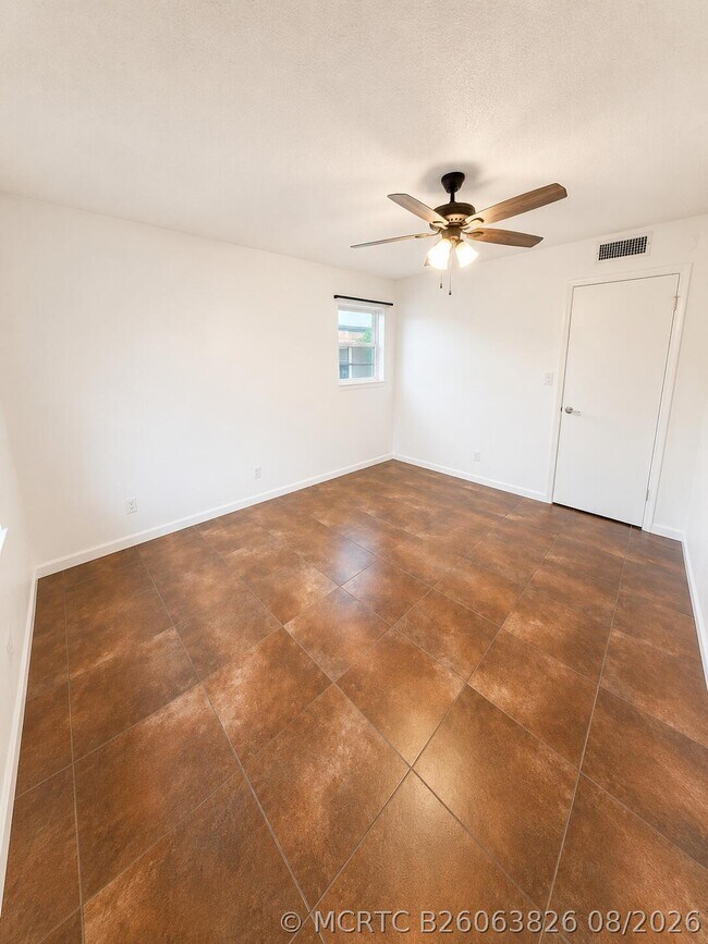 Building Photo - 4147 NW 90th Ave
