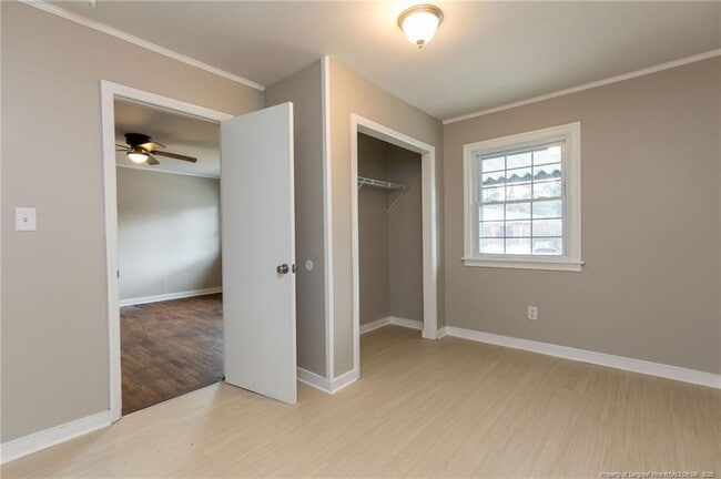 Building Photo - 3810 E Shephard St