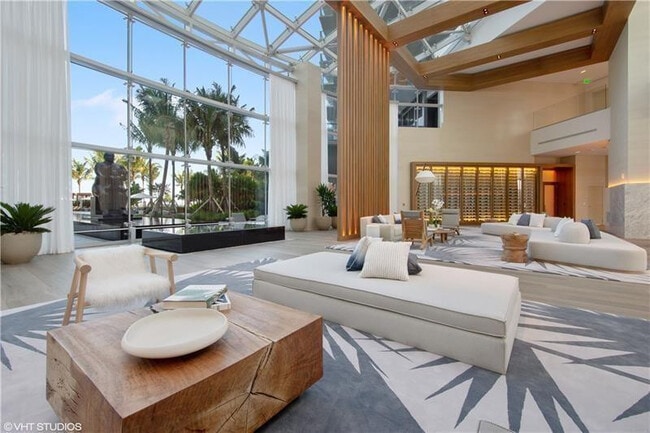 Building Photo - 2200 N Ocean Blvd