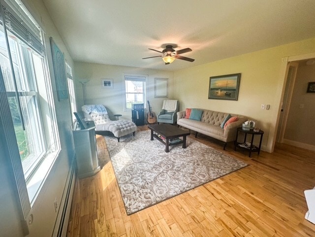 Living Room - 5 Horseshoe Ln