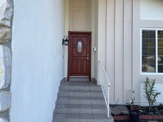 Building Photo - 15507 Caulfield Ave