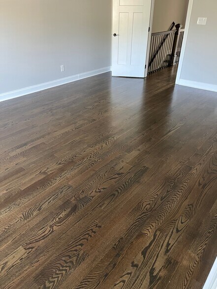 Master Bedroom w/ Hardwood - 1045 Presidents Ln
