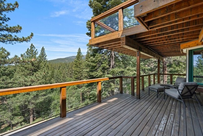 Building Photo - Eagles nest