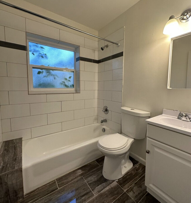 Bathroom - 9180 N Lilley Rd