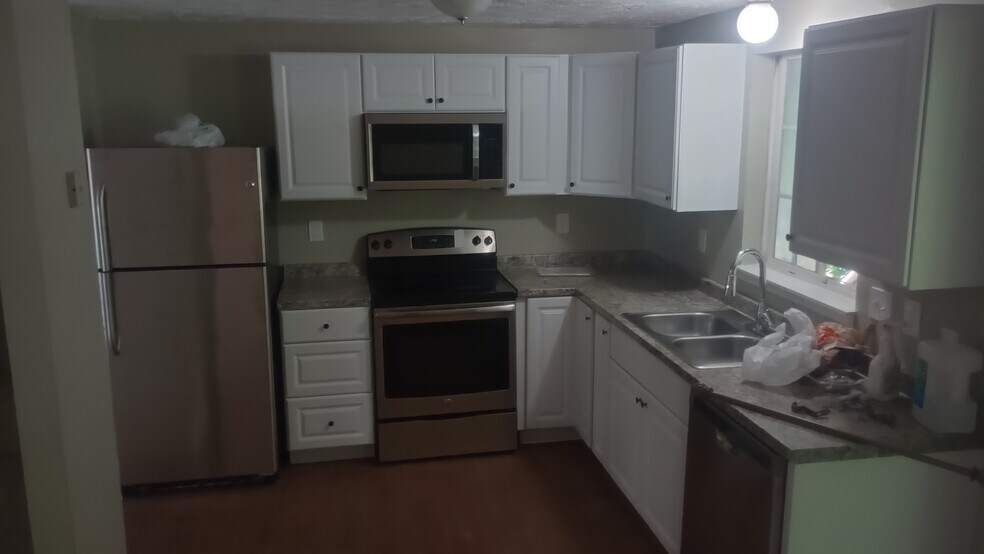 Building Photo - 6787 Windfaire Dr