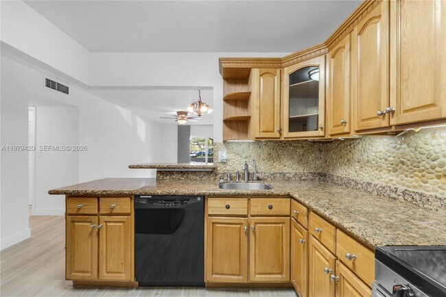 Building Photo - 7840 Camino Real