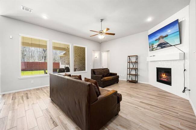 Building Photo - 7722 Millstone Trl Ln