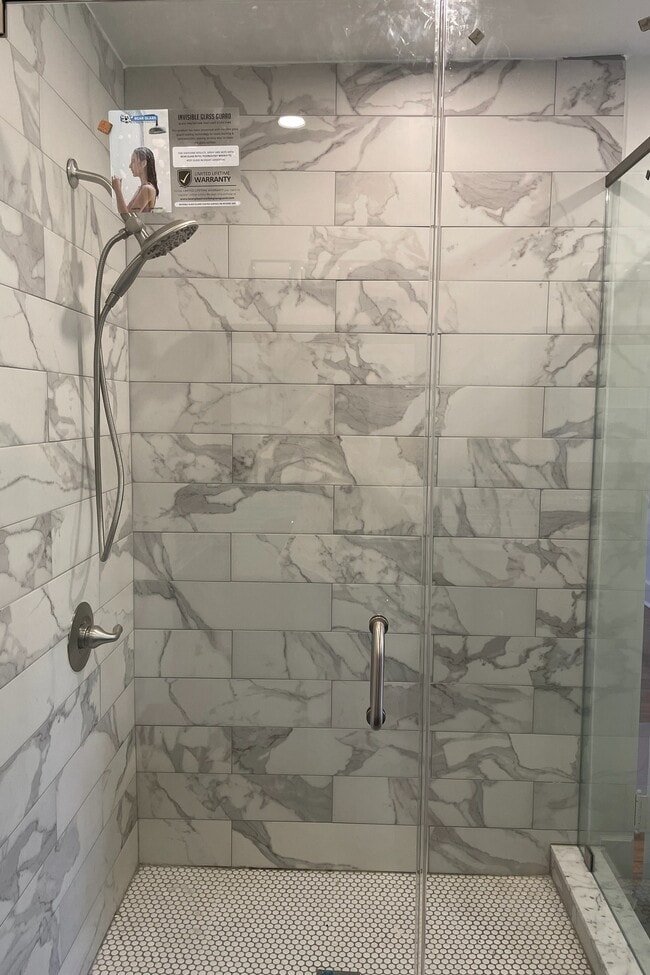 Building Photo - 12 Pine Hill Rd