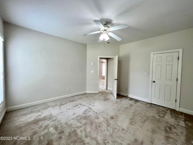 Building Photo - 514 Wallington Rd