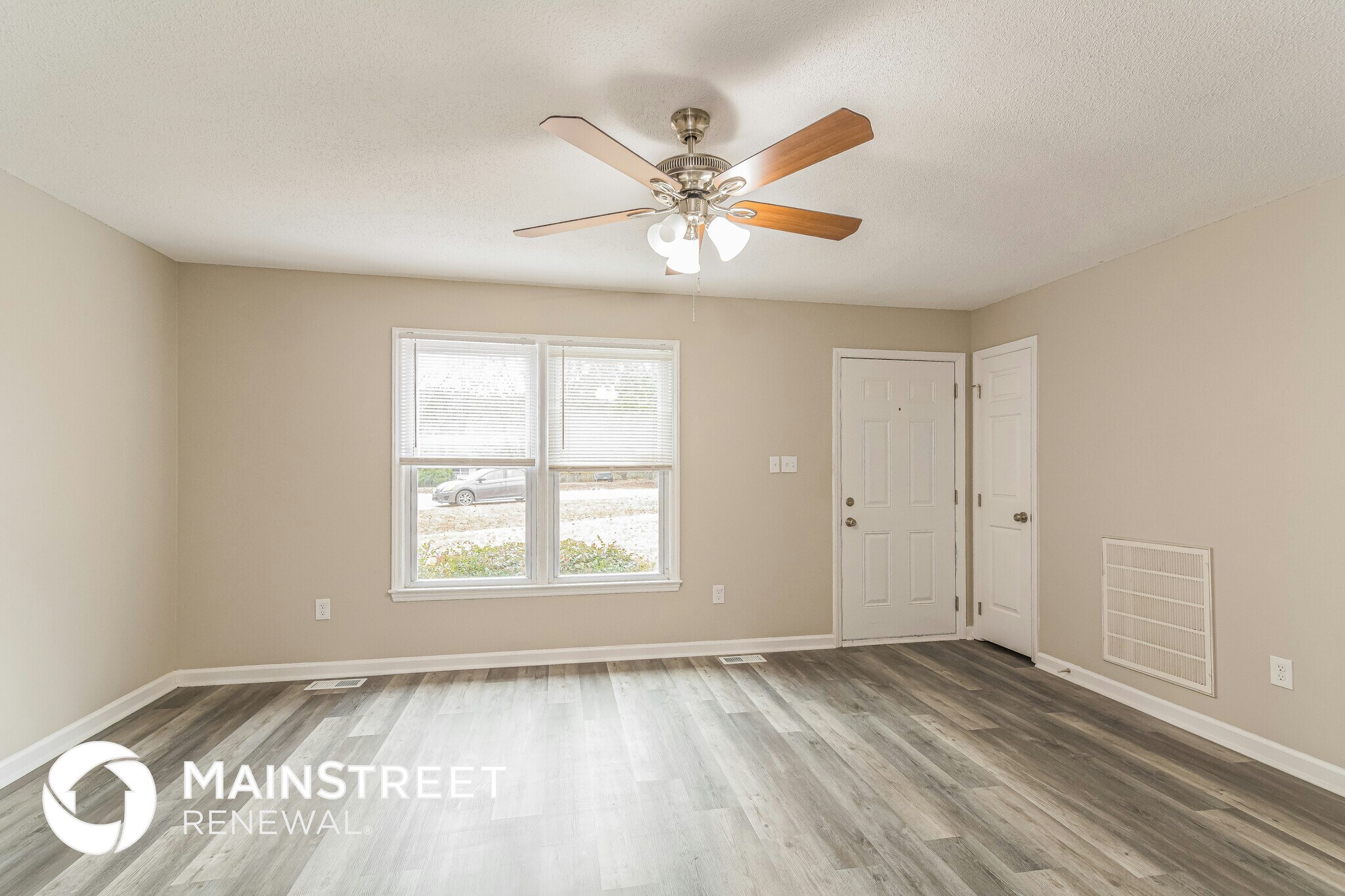 Building Photo - 617 Bartlett Rd