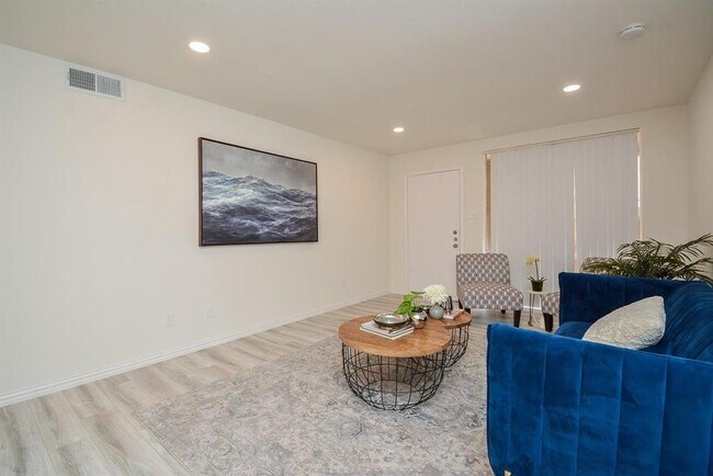 Building Photo - 4637 Wild Indigo St