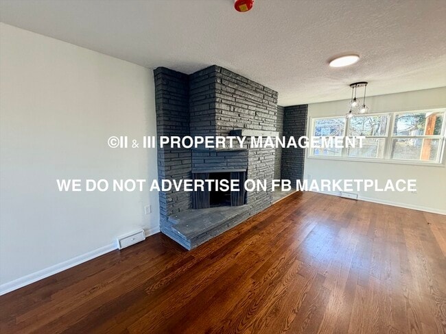 Building Photo - 3208 W 42nd Ave