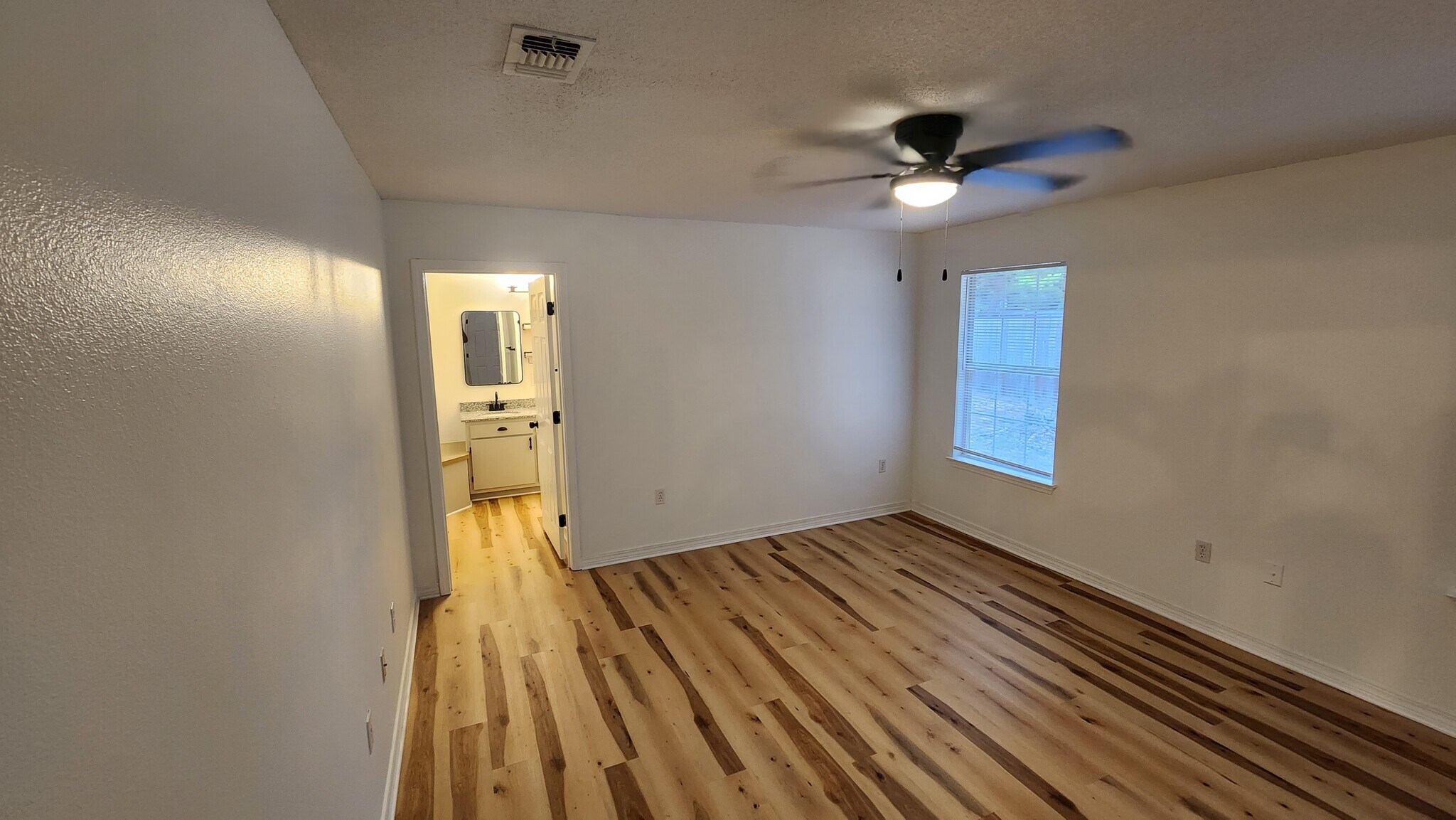 Building Photo - 8625 Laredo St