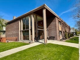 Building Photo - Executive House