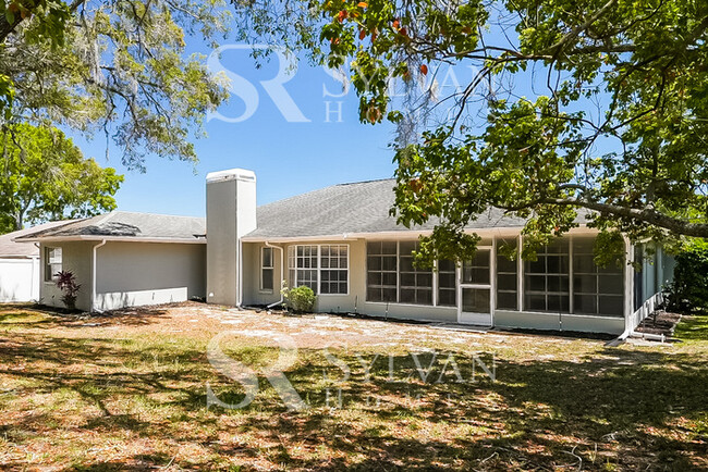 Building Photo - Lease today! No extra charge for contentme...