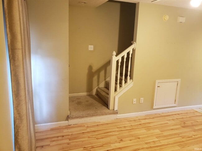 Building Photo - 3471 S Oaklawn Cir