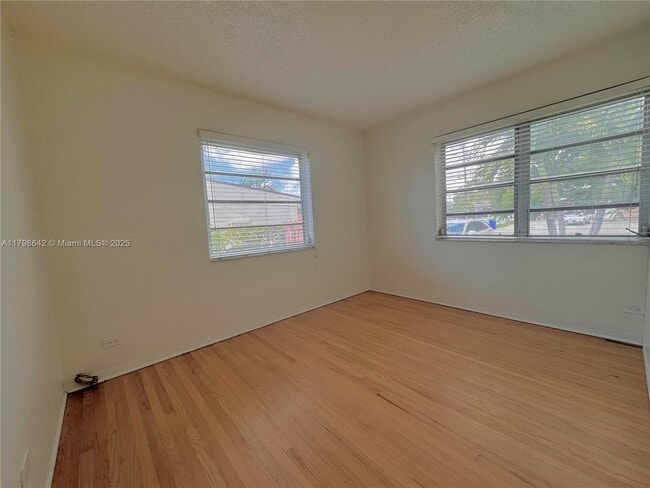 Building Photo - 233 NW 45th Ave