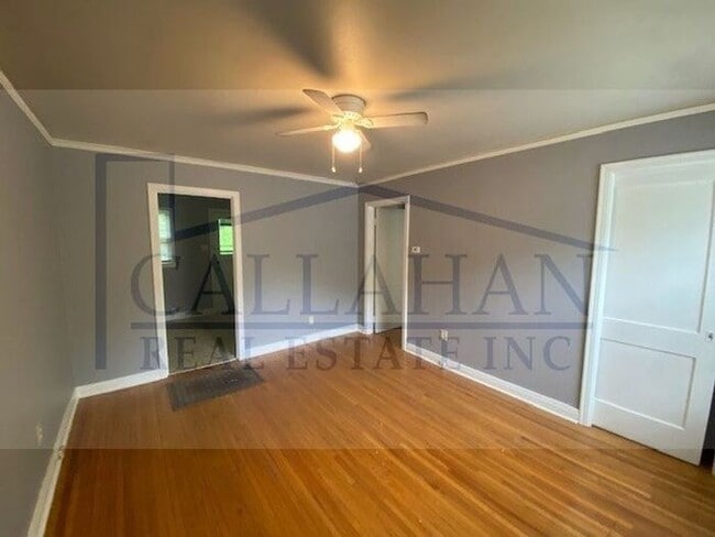 Building Photo - Park Hill 2 Bedroom