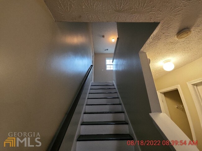 Building Photo - 10981 Big Sky Dr
