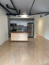 Building Photo - 1643 6th Ave