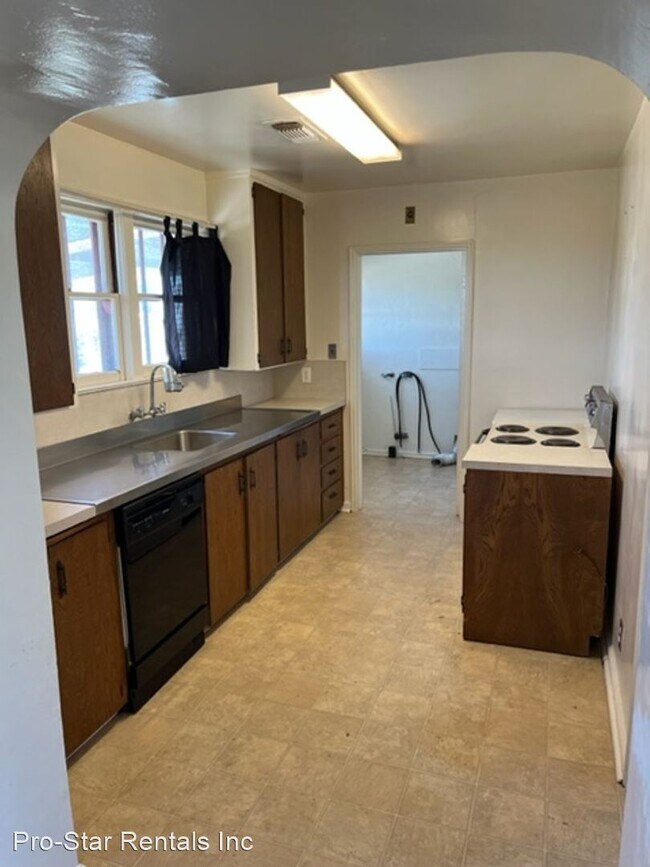 Building Photo - 2 br, 2 bath House - 19113 Grangeville Blvd.