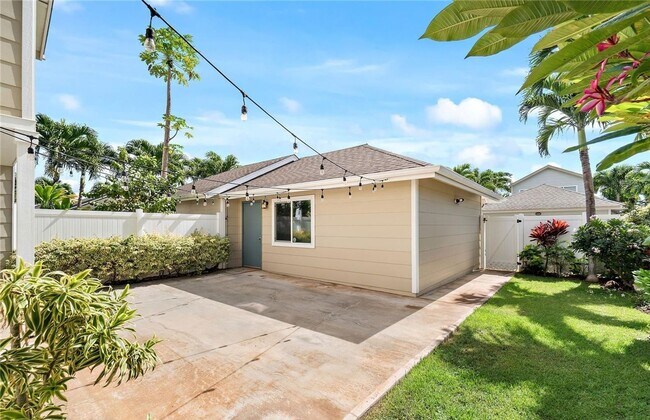 Building Photo - 91-1319-1319 Kaileolea Dr