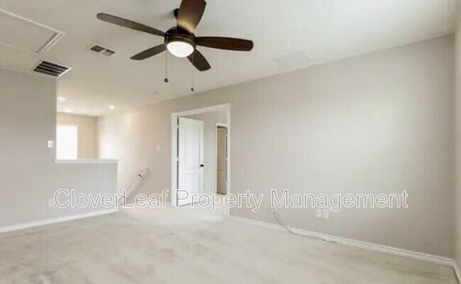 Building Photo - 2412 Lazo Smt
