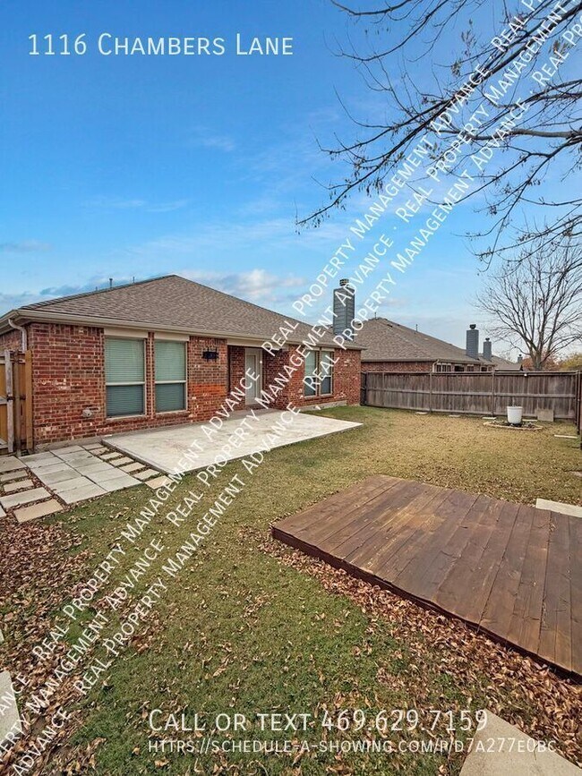 Building Photo - 1116 Chambers Ln